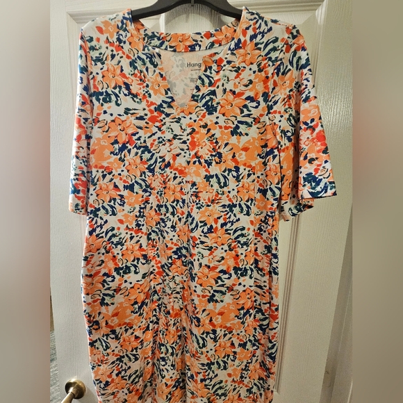 Floral Short Dress with pockets. Size M. - Picture 3 of 6